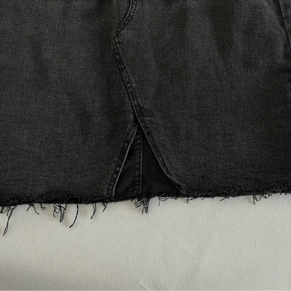 Tinsel Black Frayed Denim Skirt Size 26 Stone Wash Zip Closure Cotton A-Line - Picture 9 of 9